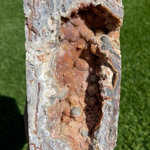Lace Agate Tower - Picture 5 of 10